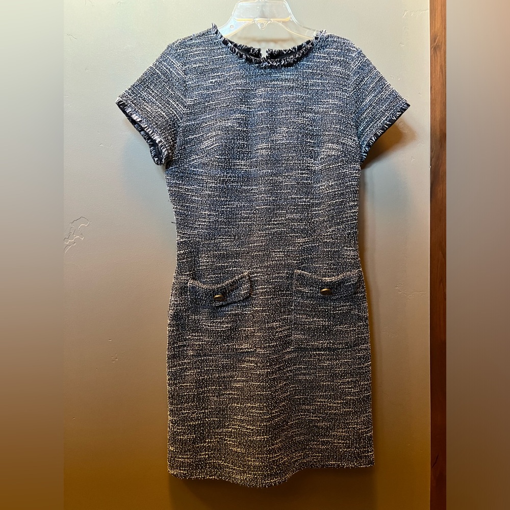 Loft Navy blue tweed shift dress in EUC size 4P